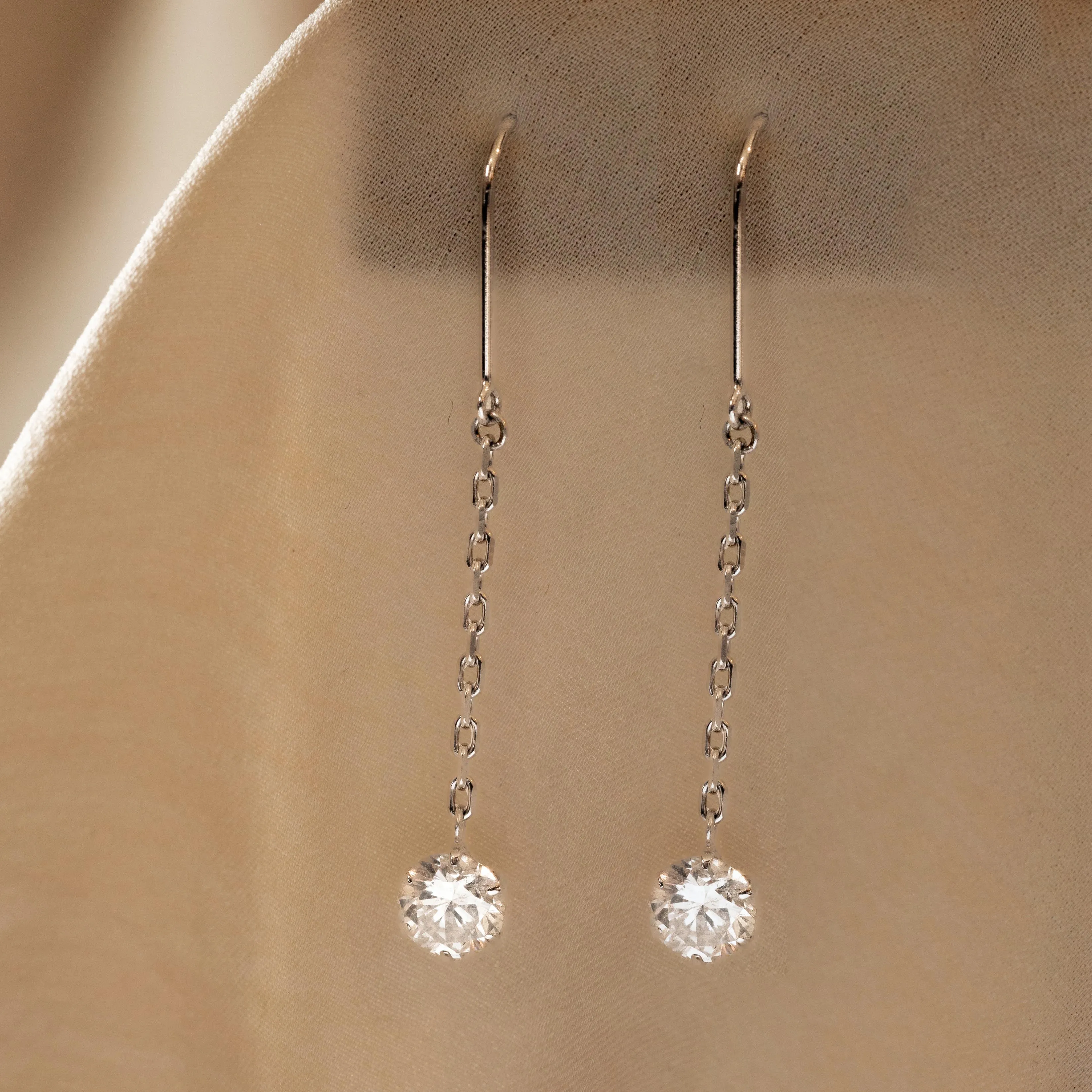 1.04 Carat Round Diamond Chain Drop Earrings