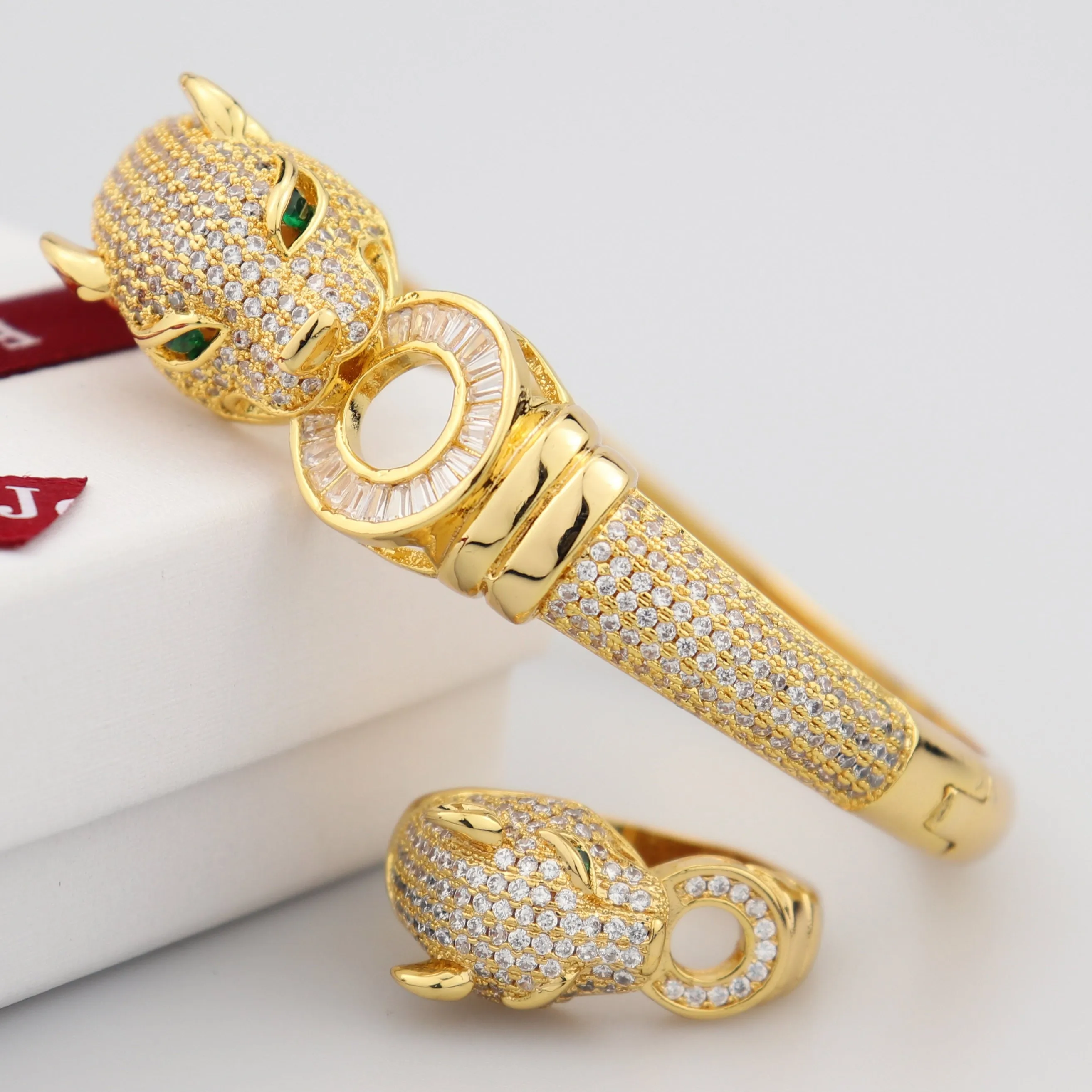 Luxurious Leopard Bracelet & Ring Set