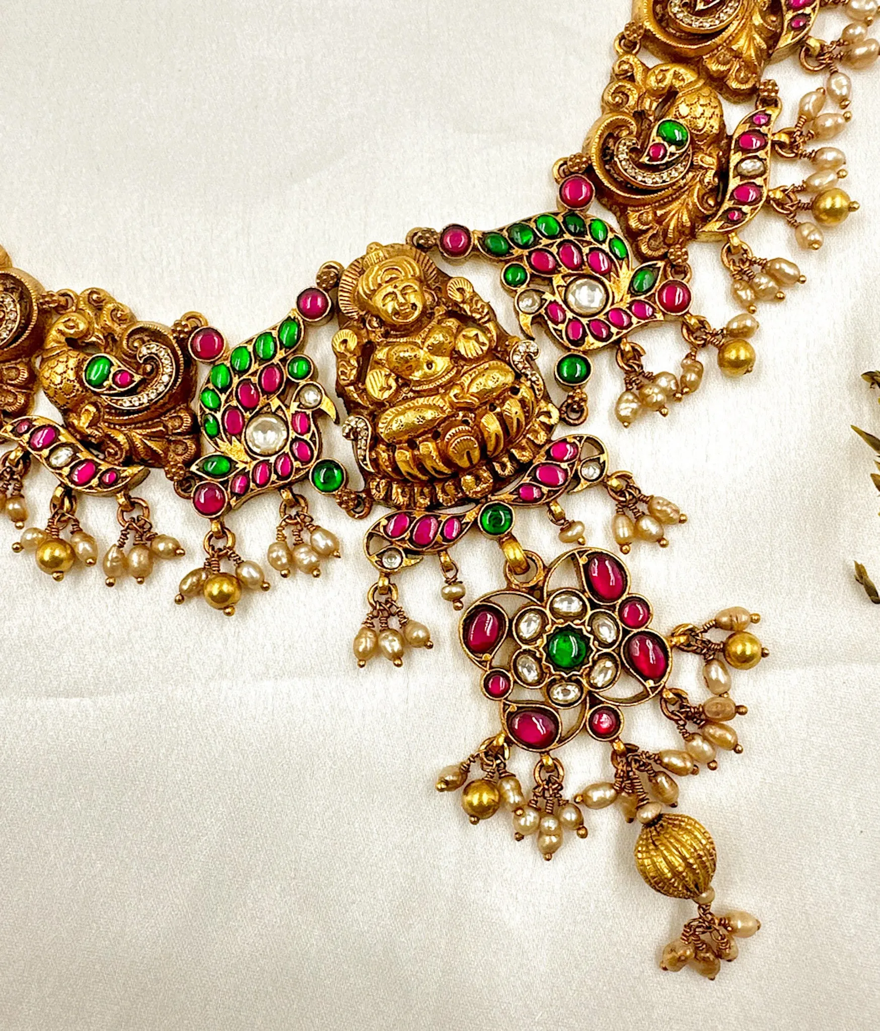 The Lakshmi Silver Kundan-Jadau Necklace