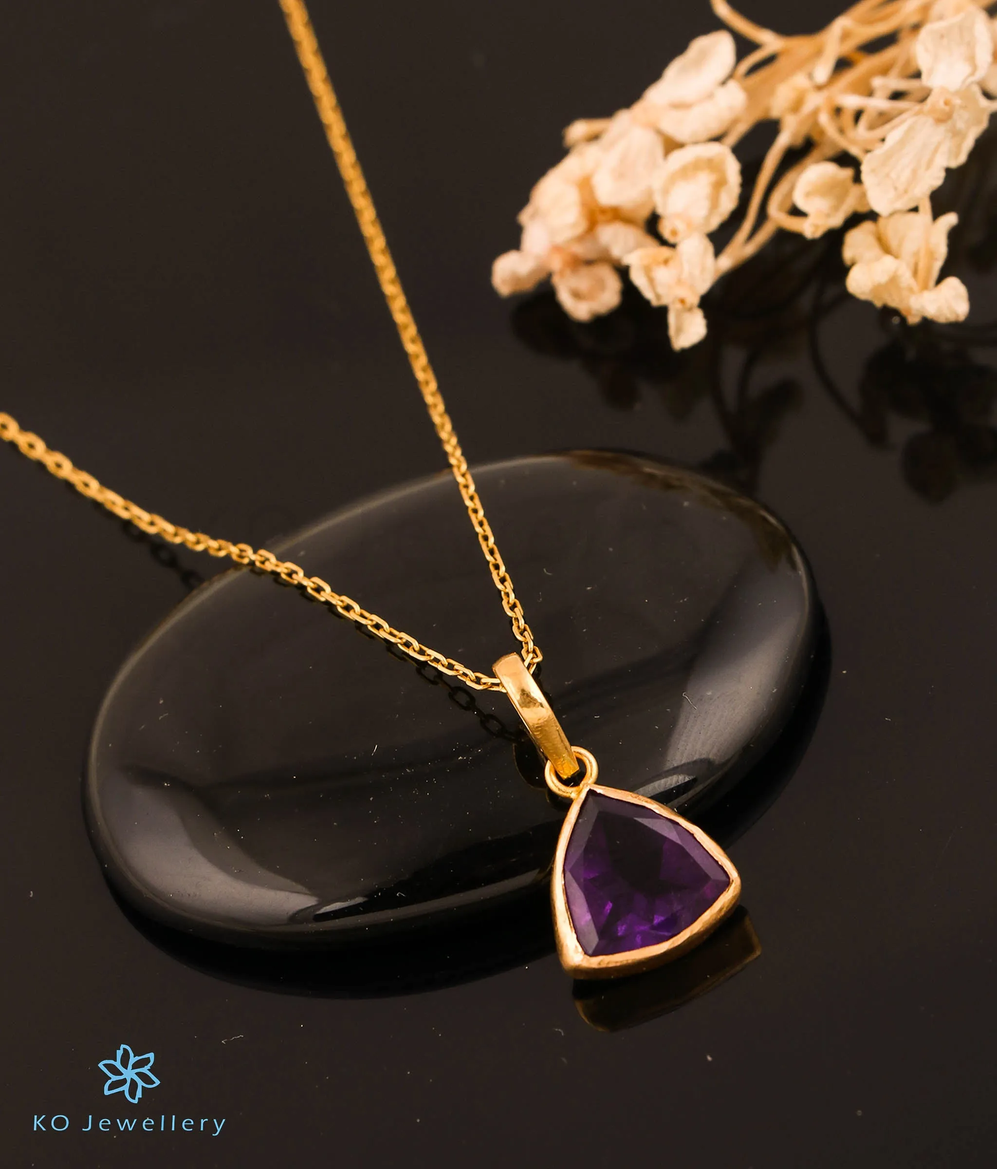 The Triad Amethyst Pendant & Earrings in 22 KT Gold