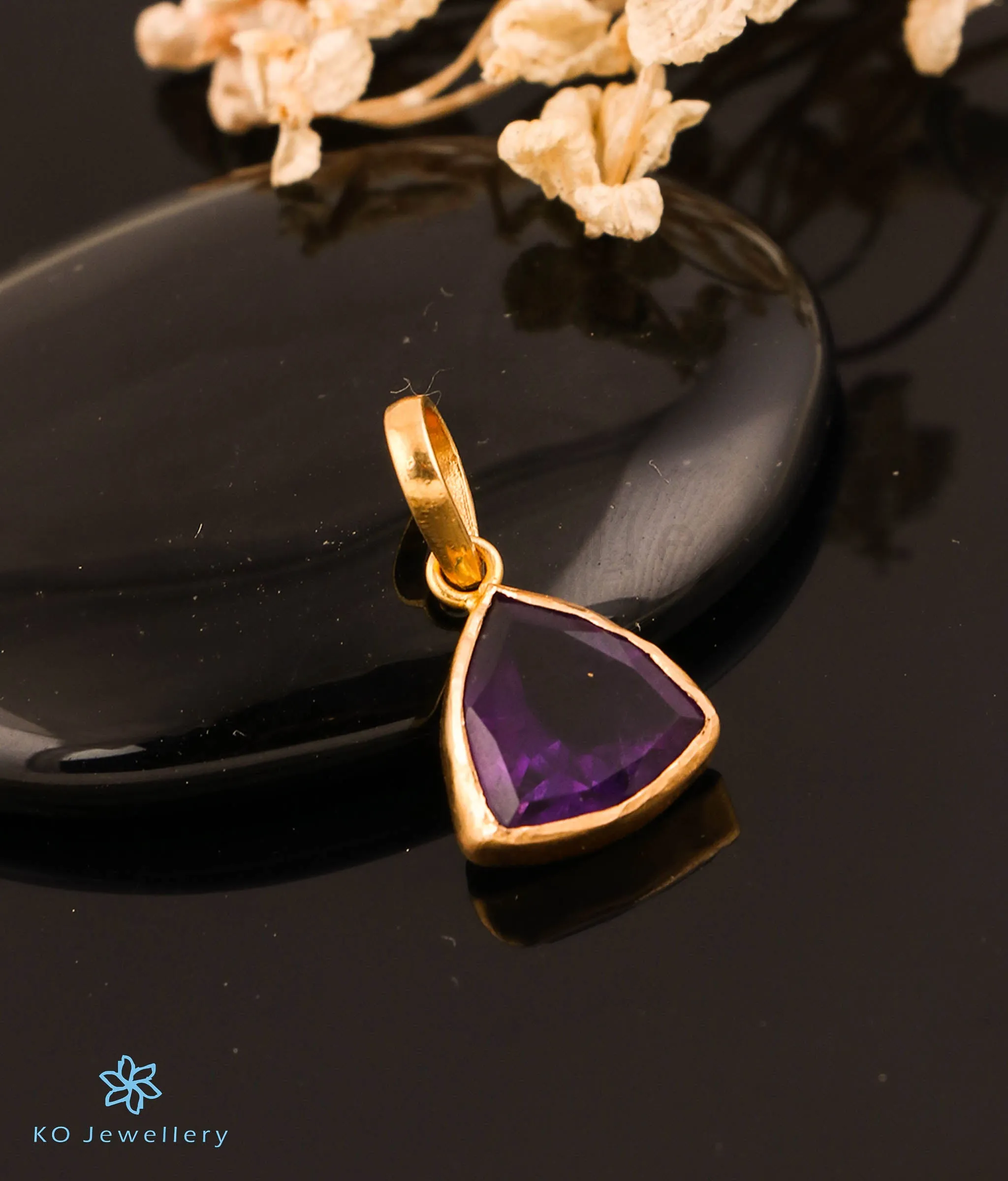 The Triad Amethyst Pendant & Earrings in 22 KT Gold