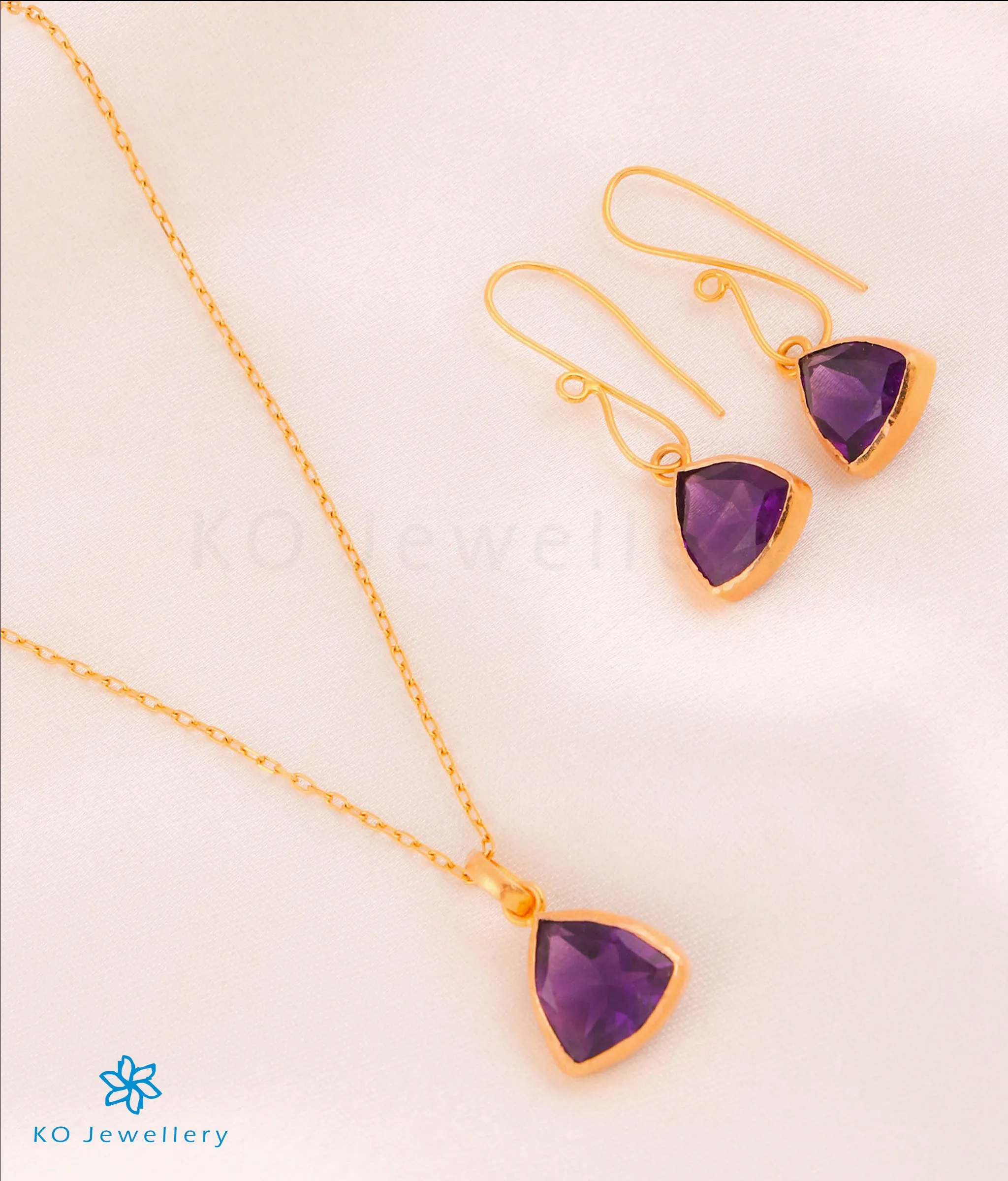 The Triad Amethyst Pendant & Earrings in 22 KT Gold