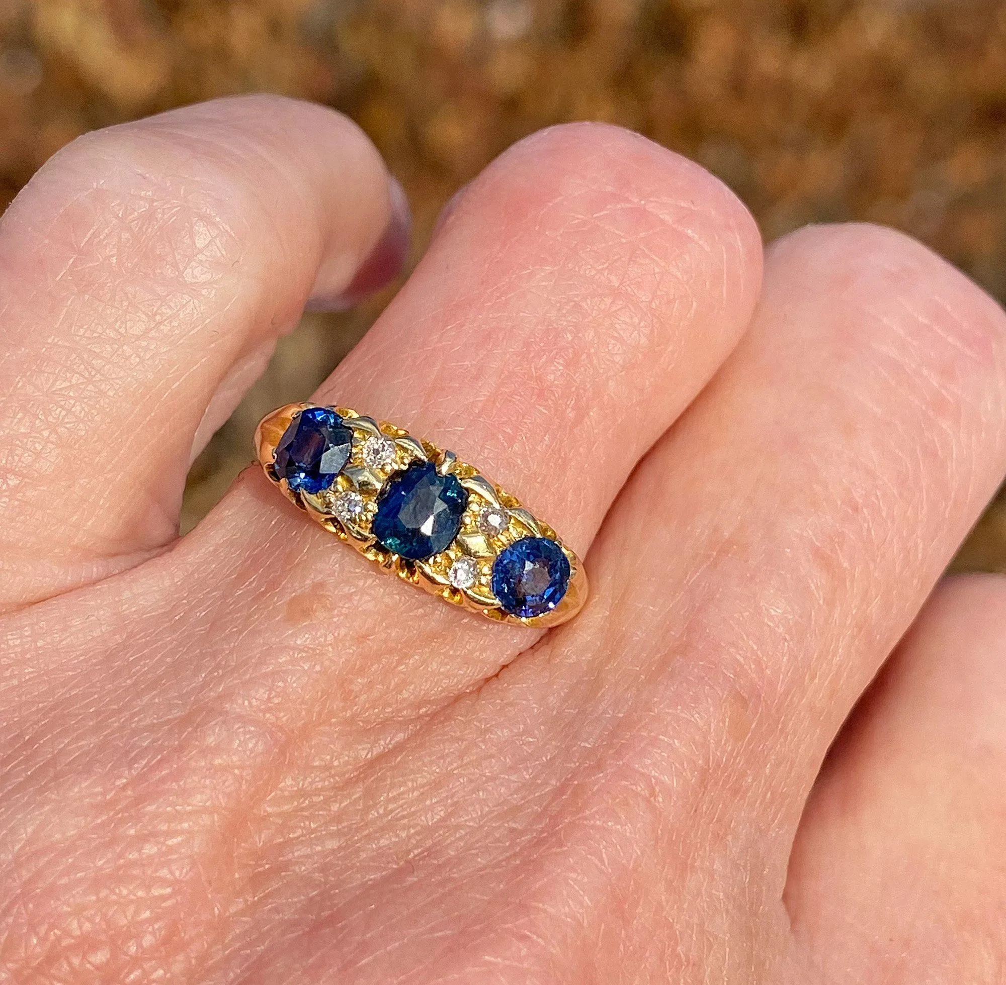 Victorian Antique 18K Gold Sapphire Diamond Ring